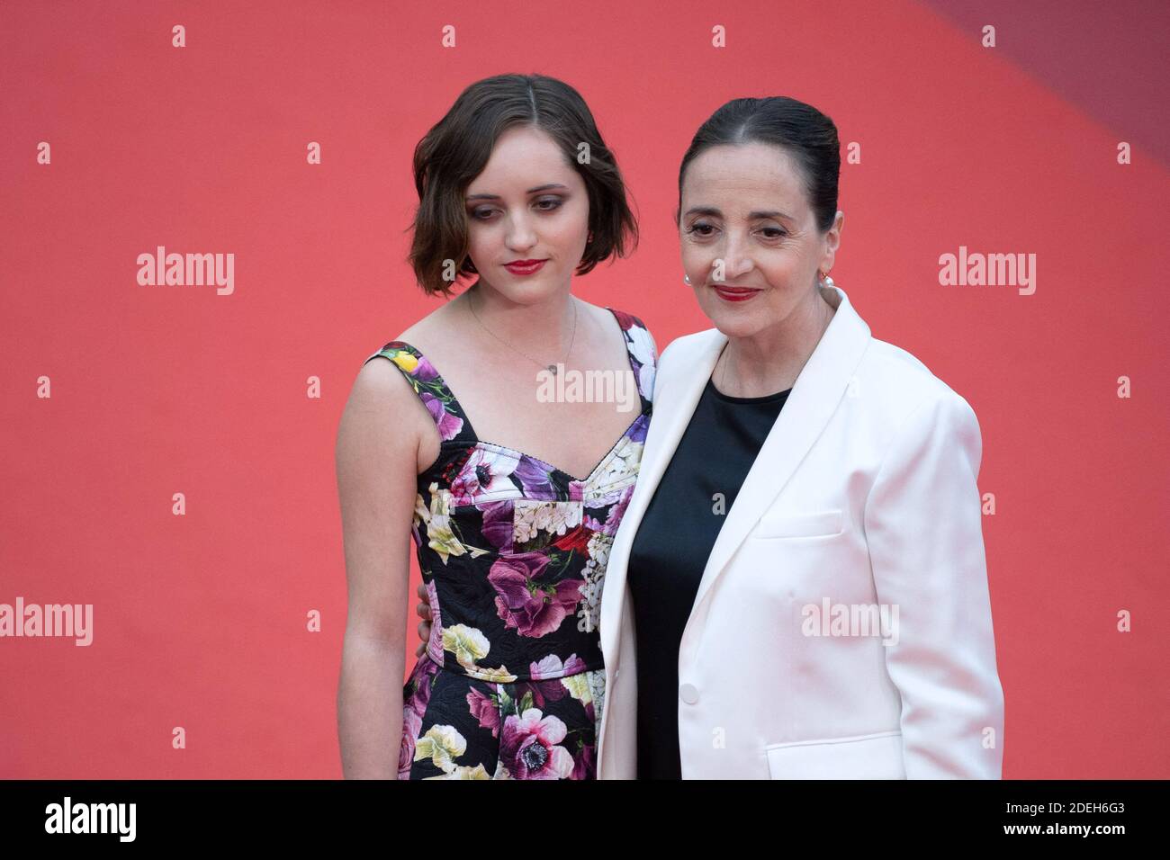 Dominique blanc et sa fille Eve Jean assistent à la première de la Belle  Epoque dans le cadre du 72e Festival International du film de Cannes,  France, le 19 mai 2019. Photo