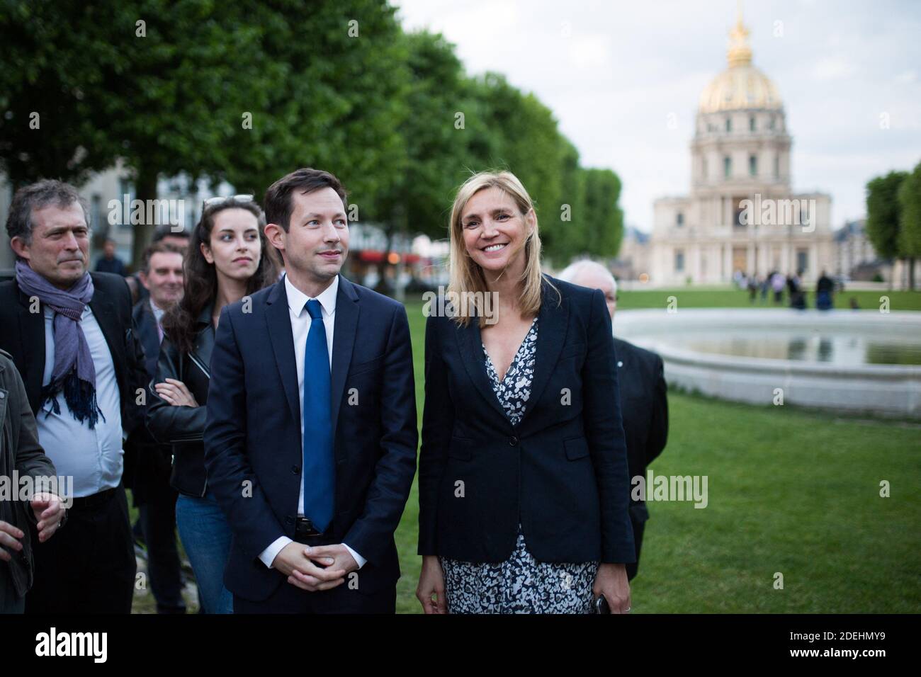 François Xavier Bellamy et Agnes Evren à la tête de la liste européenne  française les Républicains. Les Républicains ( LR ) ont organisé un  rassemblement avec François Xavier Bellamy, chef de la