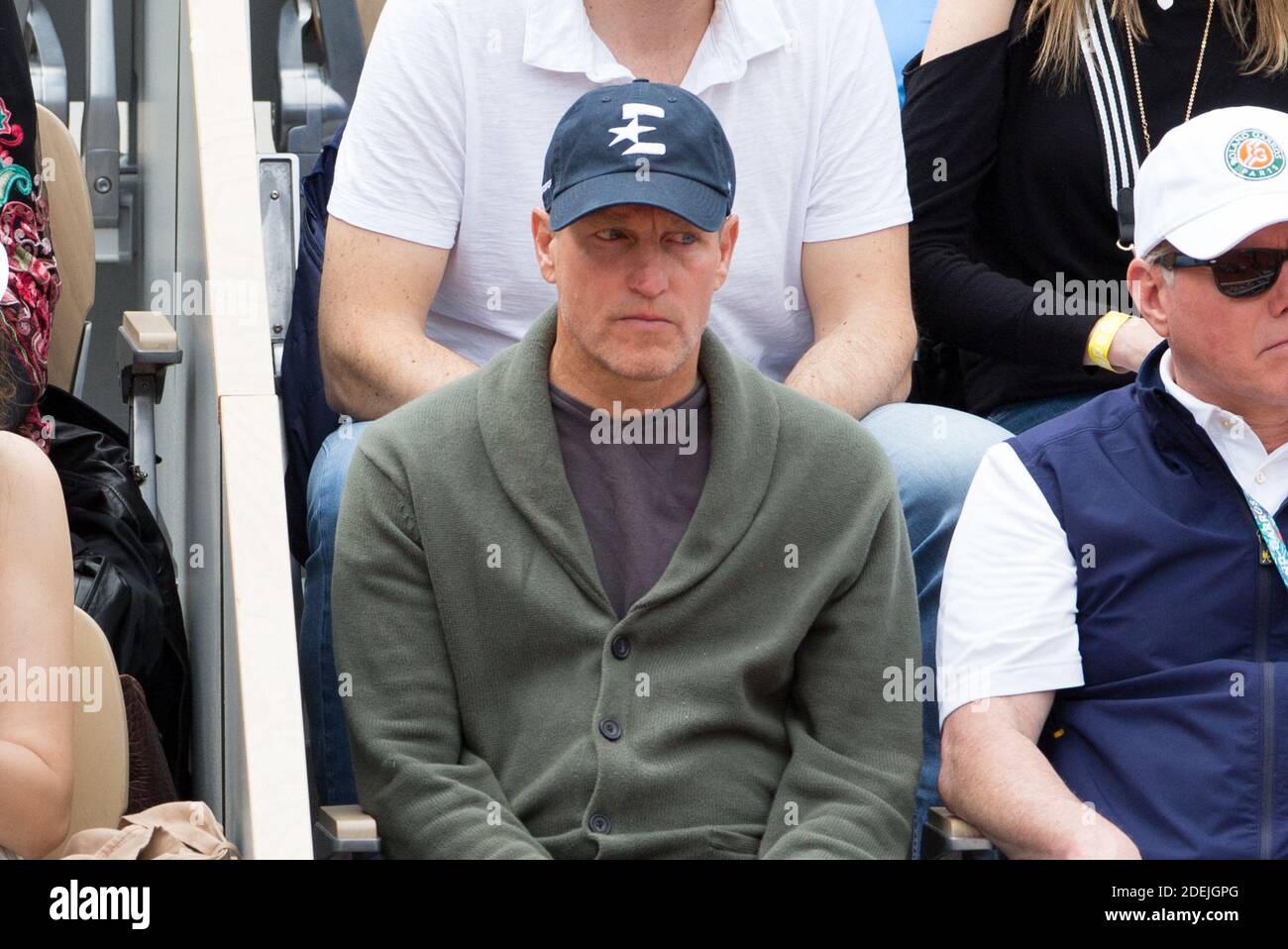 Woody Harrelson dans des stands pendant l'Open de tennis français à l'arène Roland-Garros le 09 juin 2019 à Paris, France. Photo de Nasser Berzane/ABACAPRESS.COM Banque D'Images