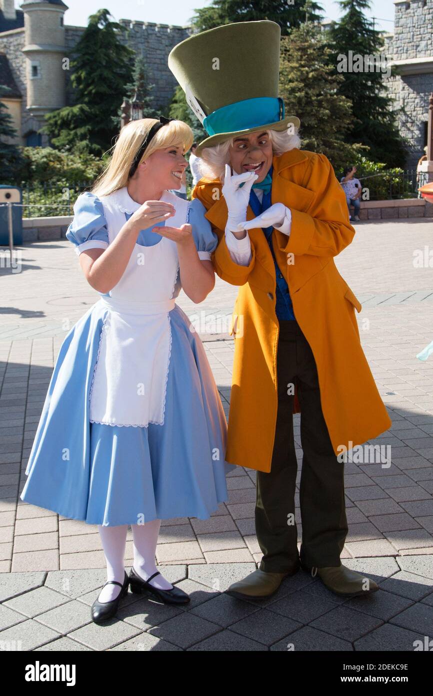 Défilent les étoiles de Disney lors de l'événement du Lion King Festival à Disneyland Paris le 29 juin 2019 à Paris, France. Photo de Nasser Berzane/ABACAPRESS.COM Banque D'Images