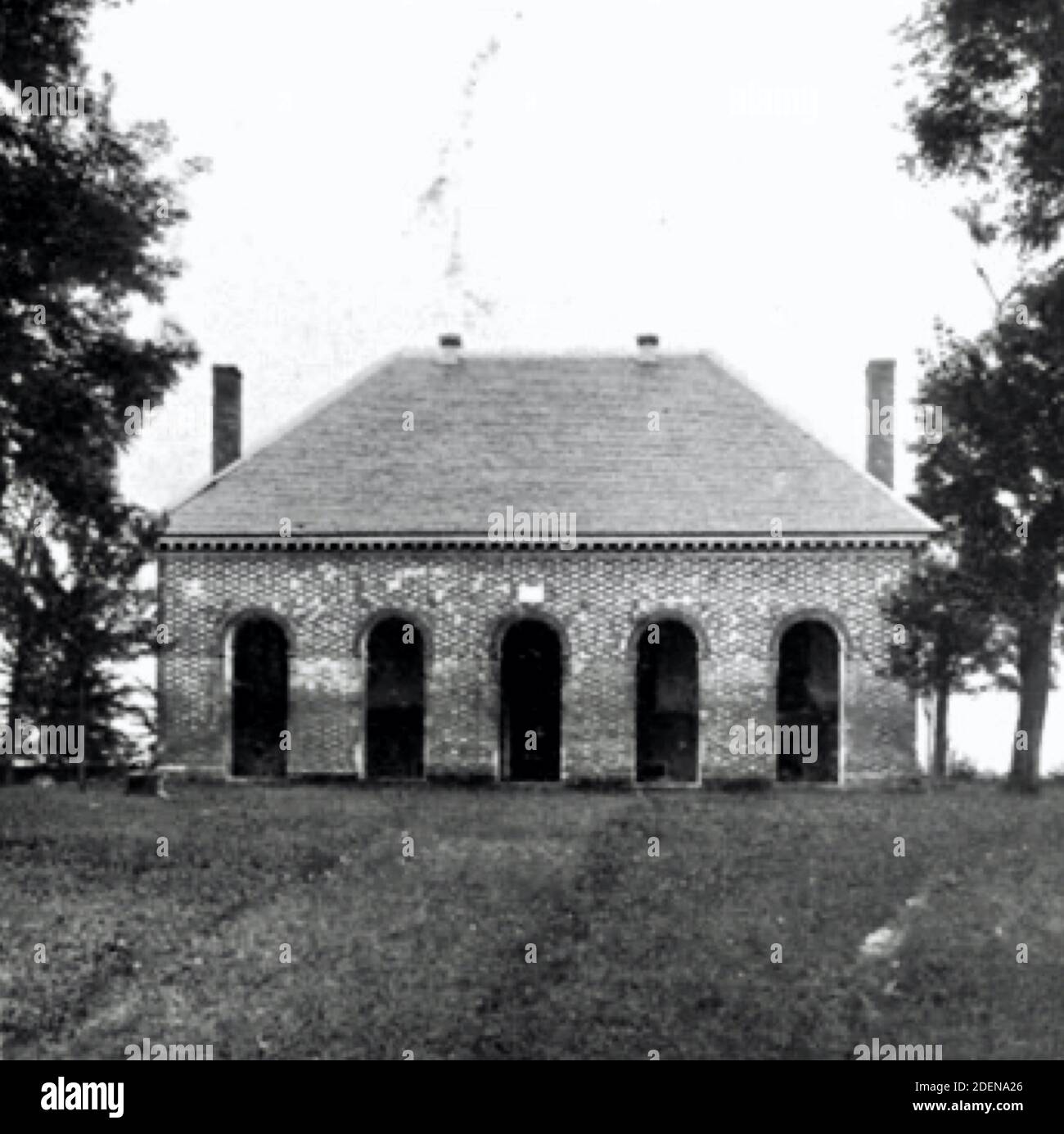 Une ancienne photographie du palais de justice de Hanovre, en Virginie. On pensait avoir été construit de 1738 à 1742 par James Skelton sur des terres appartenant à William Meriwether. Banque D'Images