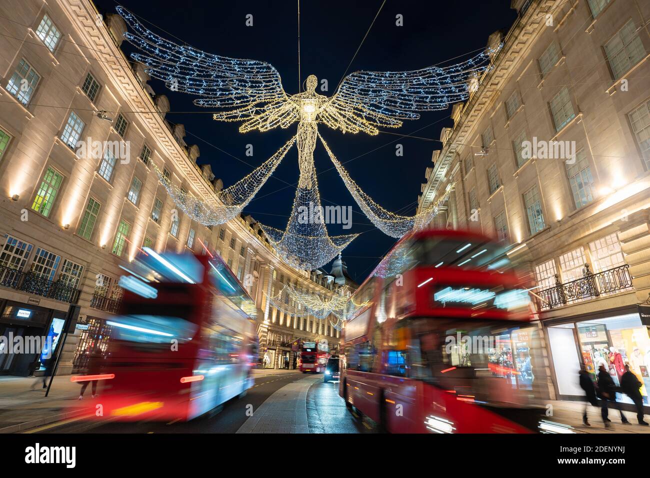 Londres, Royaume-Uni. Mardi 1er décembre 2020. Les lumières de Noël sur Regent Street à Londres. Photo: Roger Garfield/Alay Live News Banque D'Images