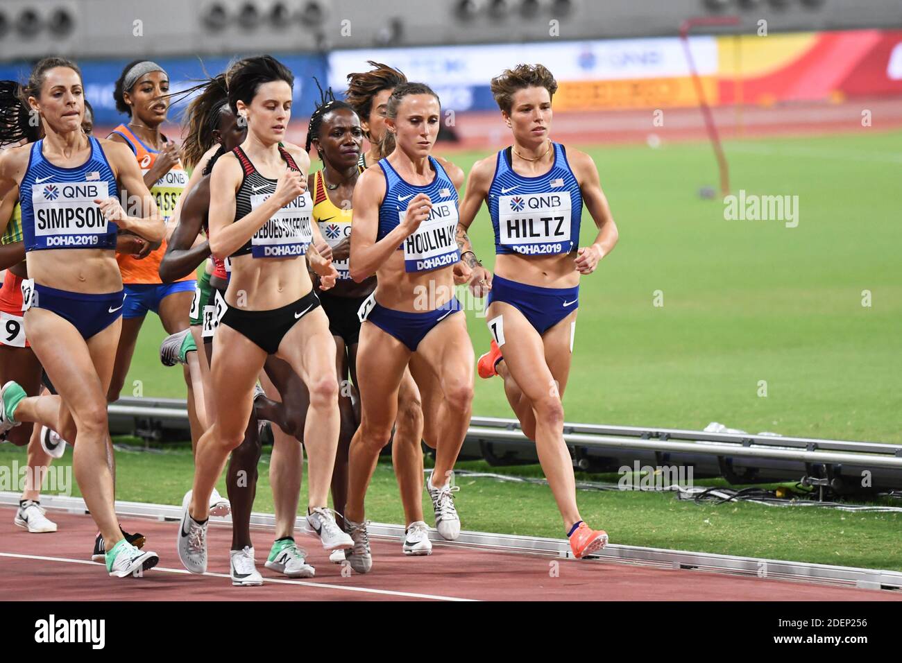 Shelby Houlihan, Nikki Hiltz (Etats-Unis), Winny Chebet (KEN), Gabriela debues-Stafford (CAN). 1500 mètres de finale. Championnats du monde d'athlétisme, Doha 2019 Banque D'Images