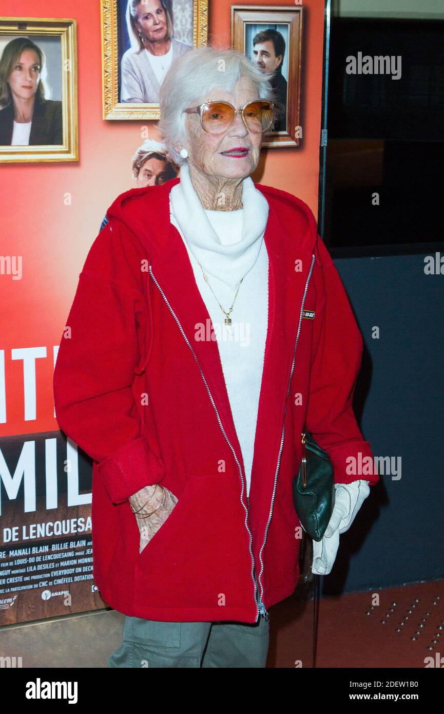 Brigitte Auber arrive à la première du film 'la Sainte famille' à l'UGC les Halles à Paris, France, le 19 décembre 2019. Photo de Nasser Berzane/ABACAPRESS.COM Banque D'Images