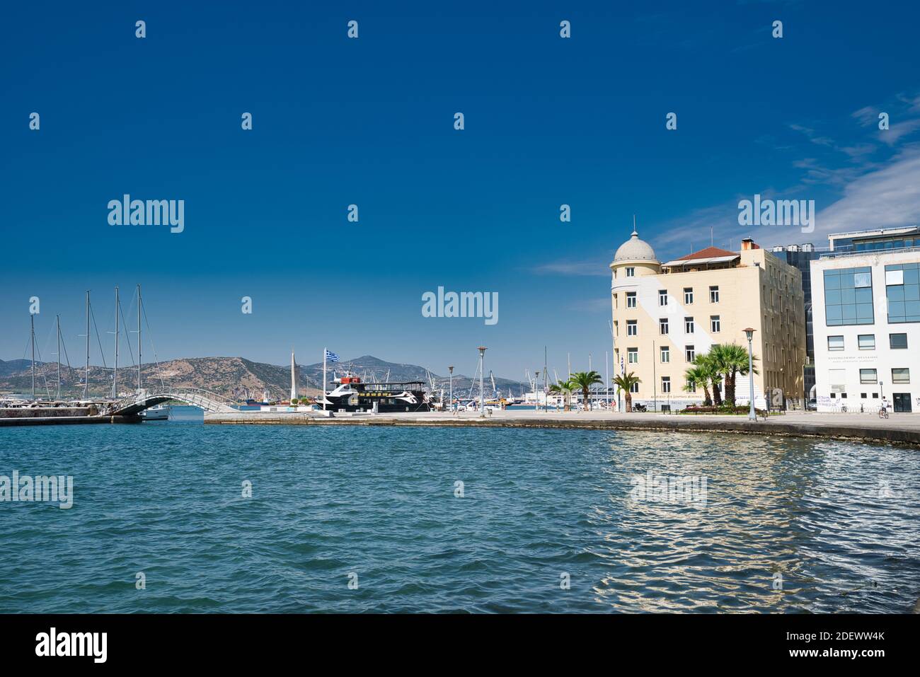 Volos, Grèce, destination touristique absolue, parc, promenade,mer, paysage, été, bord de mer. Banque D'Images