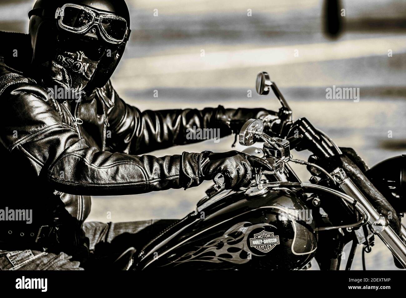 Black Leather Jacket Harley Davidson Banque D Image Et Photos Alamy Black Leather Jacket Harley Davidson Banque D Image Et Photos Alamy