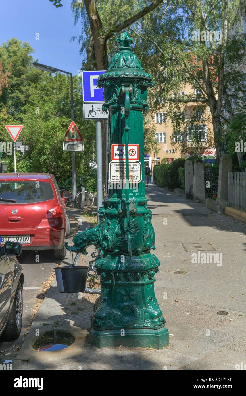 Wasserpumpe, Stubenrauchstraße, Friedenau, Tempelhof-Schöneberg, Berlin, Allemagne Banque D'Images