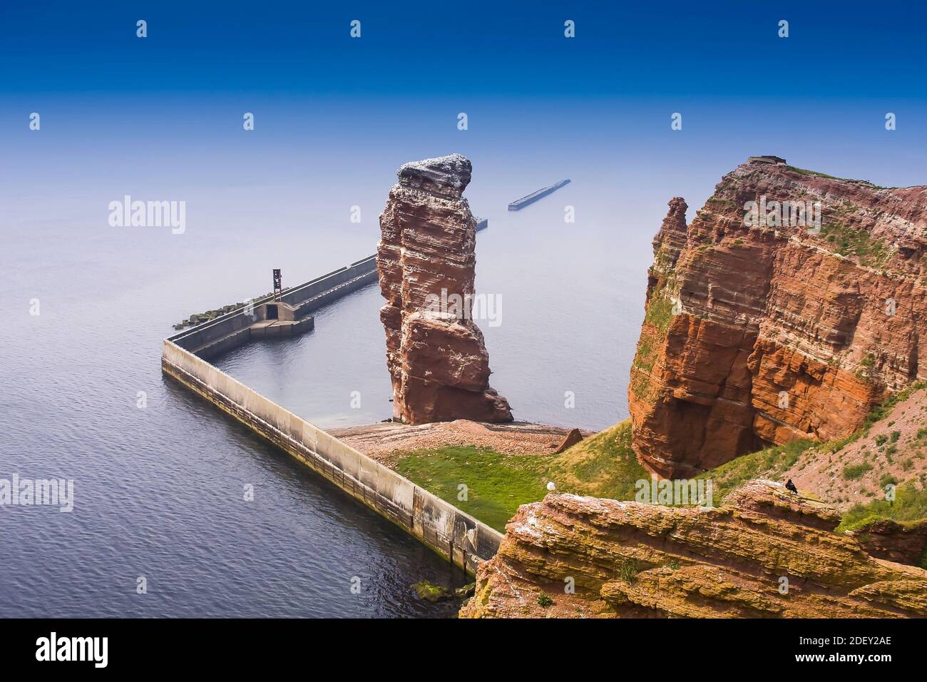 Blick vom Oberland auf die 'Lange Anna', Helgoland, Schleswig-Holstein, Deutschland, Europa Banque D'Images