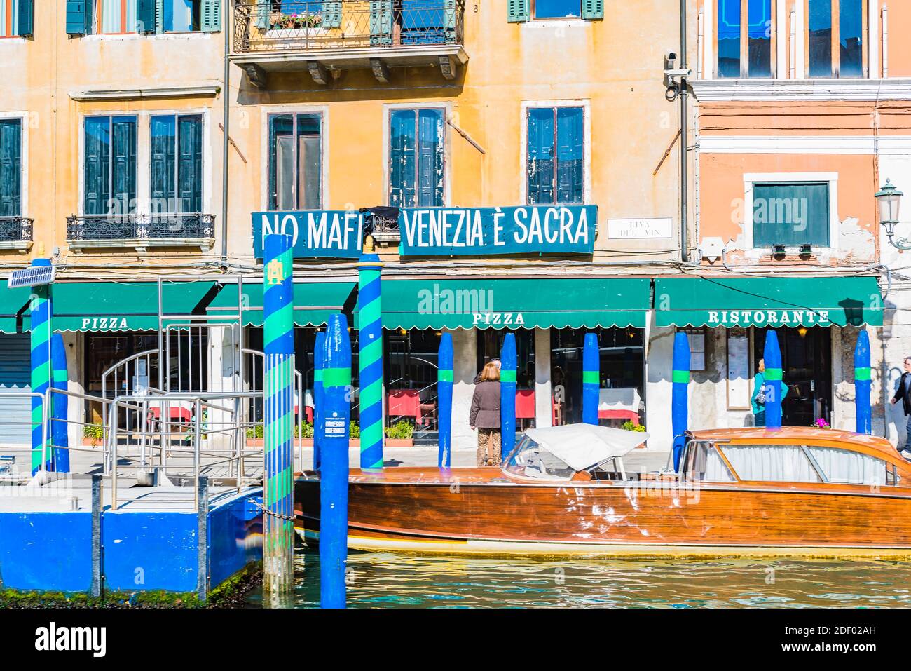 bannière antimafia. Grand Canal. Venise, Vénétie, Italie, Europe Banque D'Images