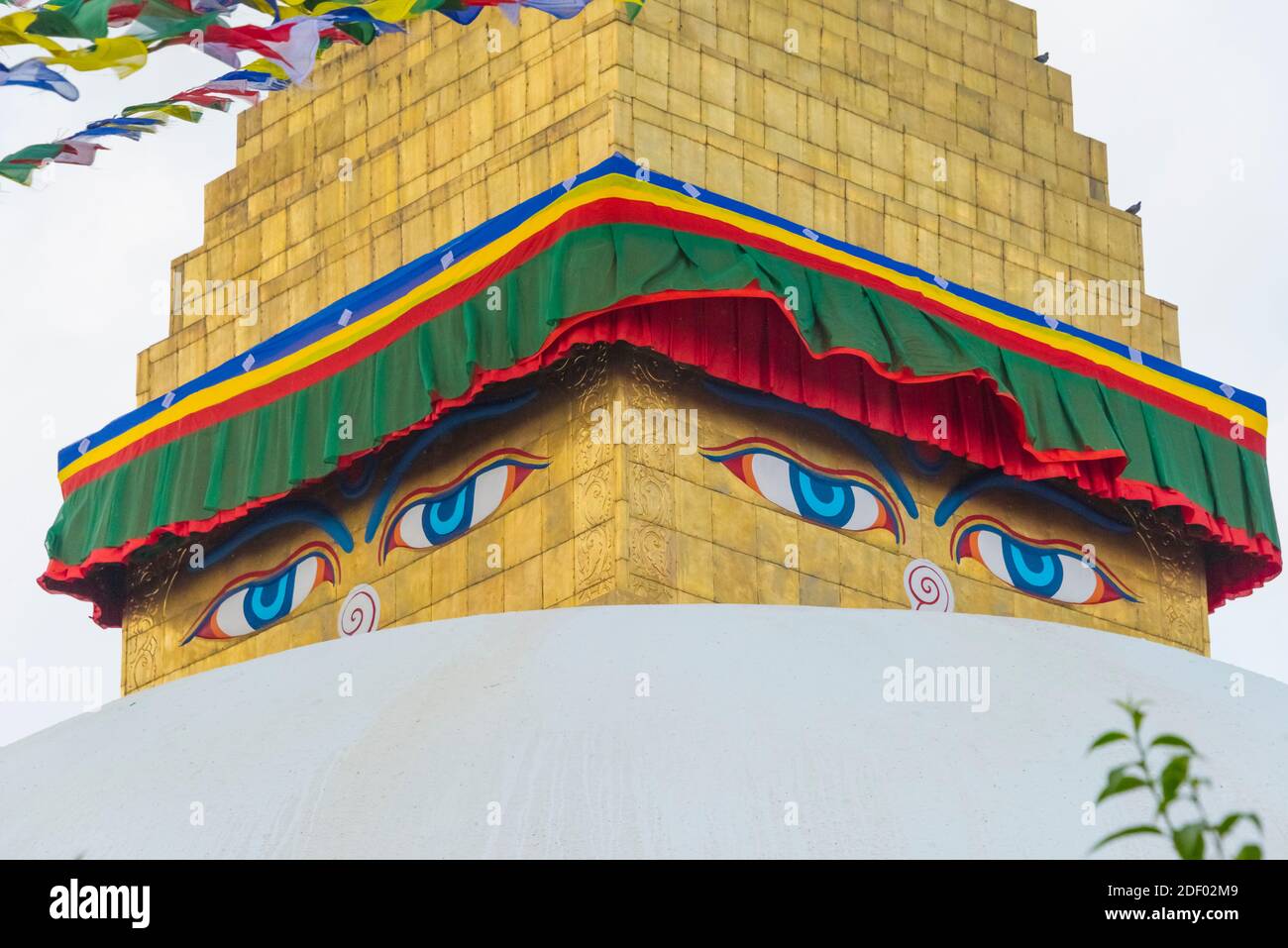 Les yeux de Boudhanath (Bouddha Stupa), site du patrimoine mondial de l'UNESCO, Katmandou (Népal) Banque D'Images