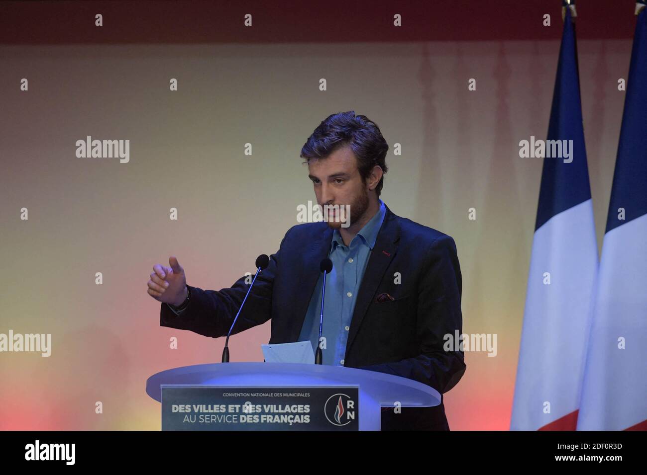 Le parti d'extrême-droite français Andrea Kotarac, membre du rassemblement National (RN), prend la parole lors d'une réunion pour lancer les candidats de la campagne RN aux prochaines élections municipales à Paris, en France, le 12 janvier 2020. Photo de François Pauletto/avenir photos/ABACAPRESS.COM Banque D'Images