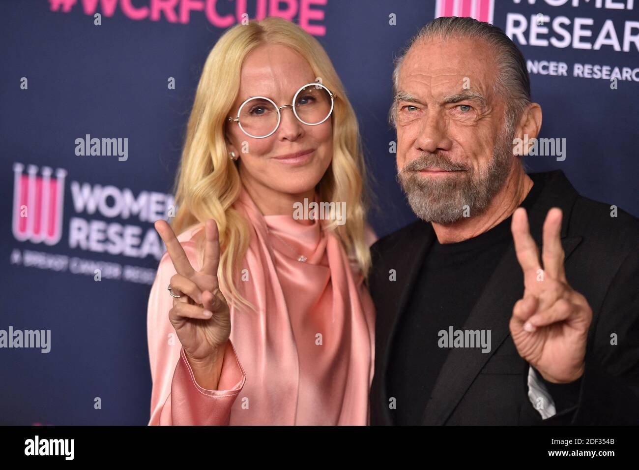 Eloise Broady DeJoria et John Paul DeJoria assistent à la « soirée inoubliable » du Women's cancer Research Fund à Beverly Wilshire, UN hôtel four Seasons, le 27 février 2020 à Beverly Hills, Californie, États-Unis. Photo de Lionel Hahn/ABACAPRESS.COM Banque D'Images