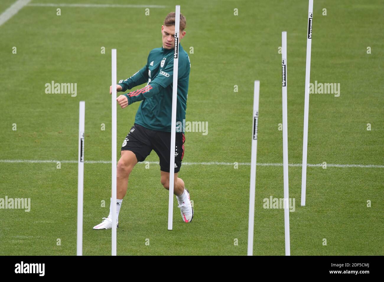 Munich, Allemagne. 03ème décembre 2020. Joshua KIMMICH (FC Bayern Munich) pendant une formation avancée, FC Bayern Munich, formation sur Saebener Strasse. Football 1. Bundesliga, saison 2020/2021 le 3 décembre 2020. | utilisation dans le monde crédit: dpa/Alay Live News Banque D'Images