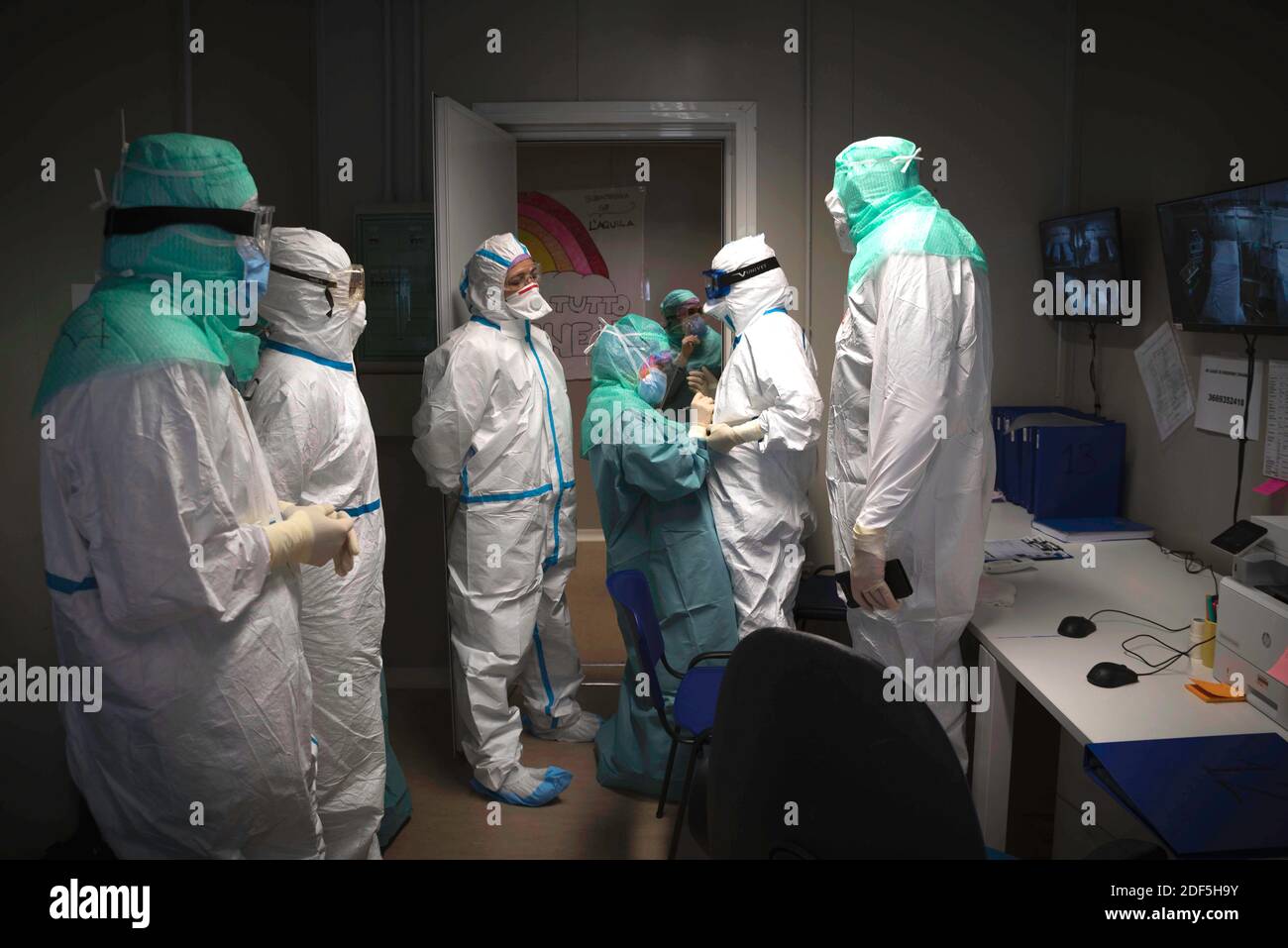 Europe, Italie, région des Abruzzes, l'Aquila, 25 avril 2020 : pandémie du virus Covid-19, urgence du coronavirus. Hôpital San Salvatore, dans le dotto photo Banque D'Images