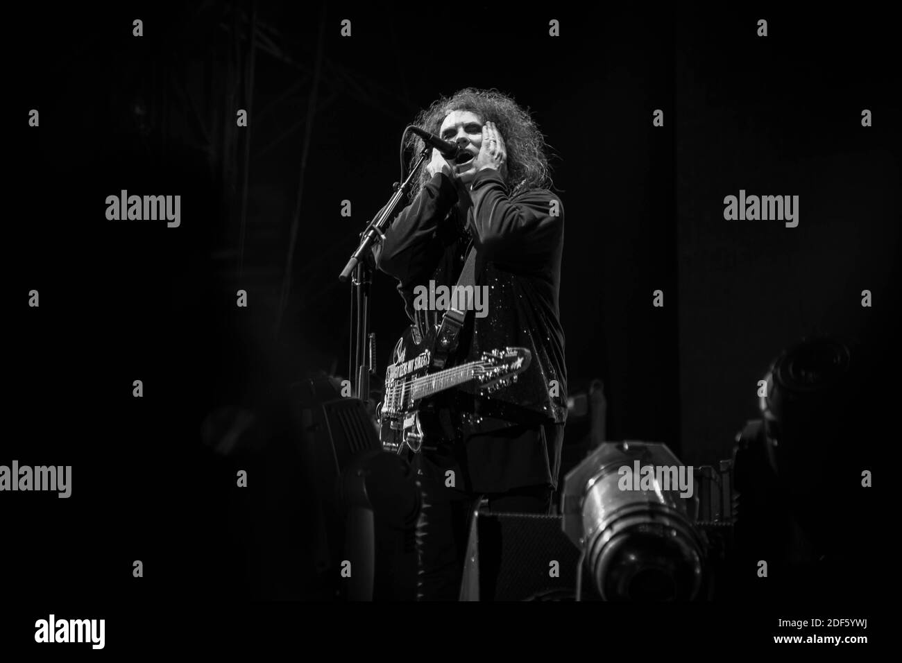 Robert Smith de la Cure à l'expérience Voodoo Banque D'Images