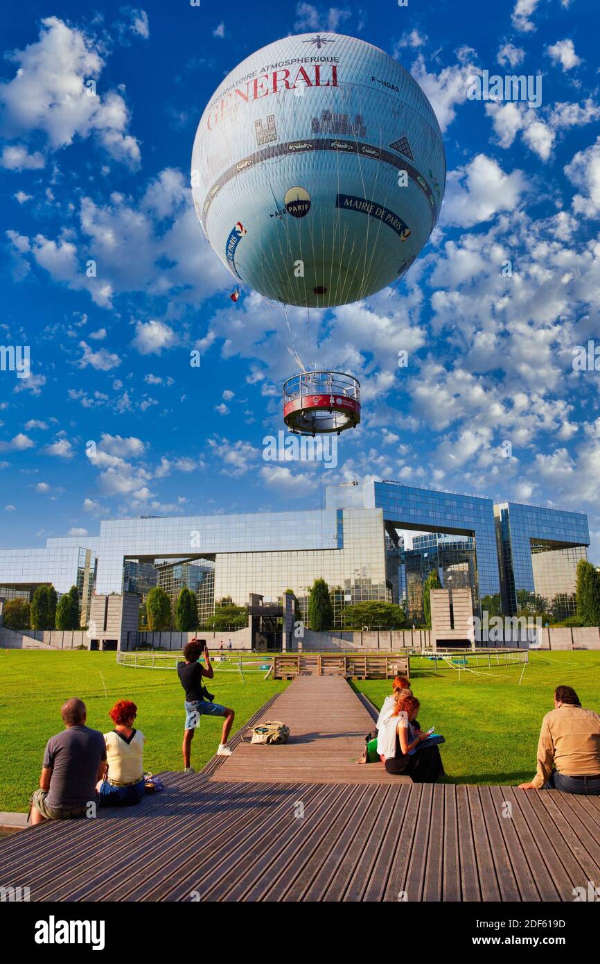 Ballon de Paris. Parc André Citroën. Paris. France Photo Stock - Alamy