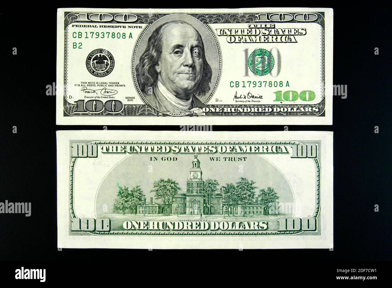 Argent comptant sous la forme des États-Unis cent billets de 100 dollars Banque D'Images