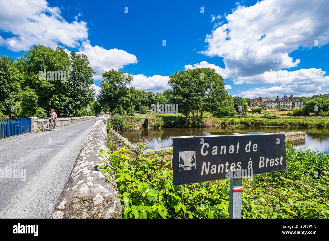 Saint gelven Banque de photographies et d’images à haute résolution Alamy
