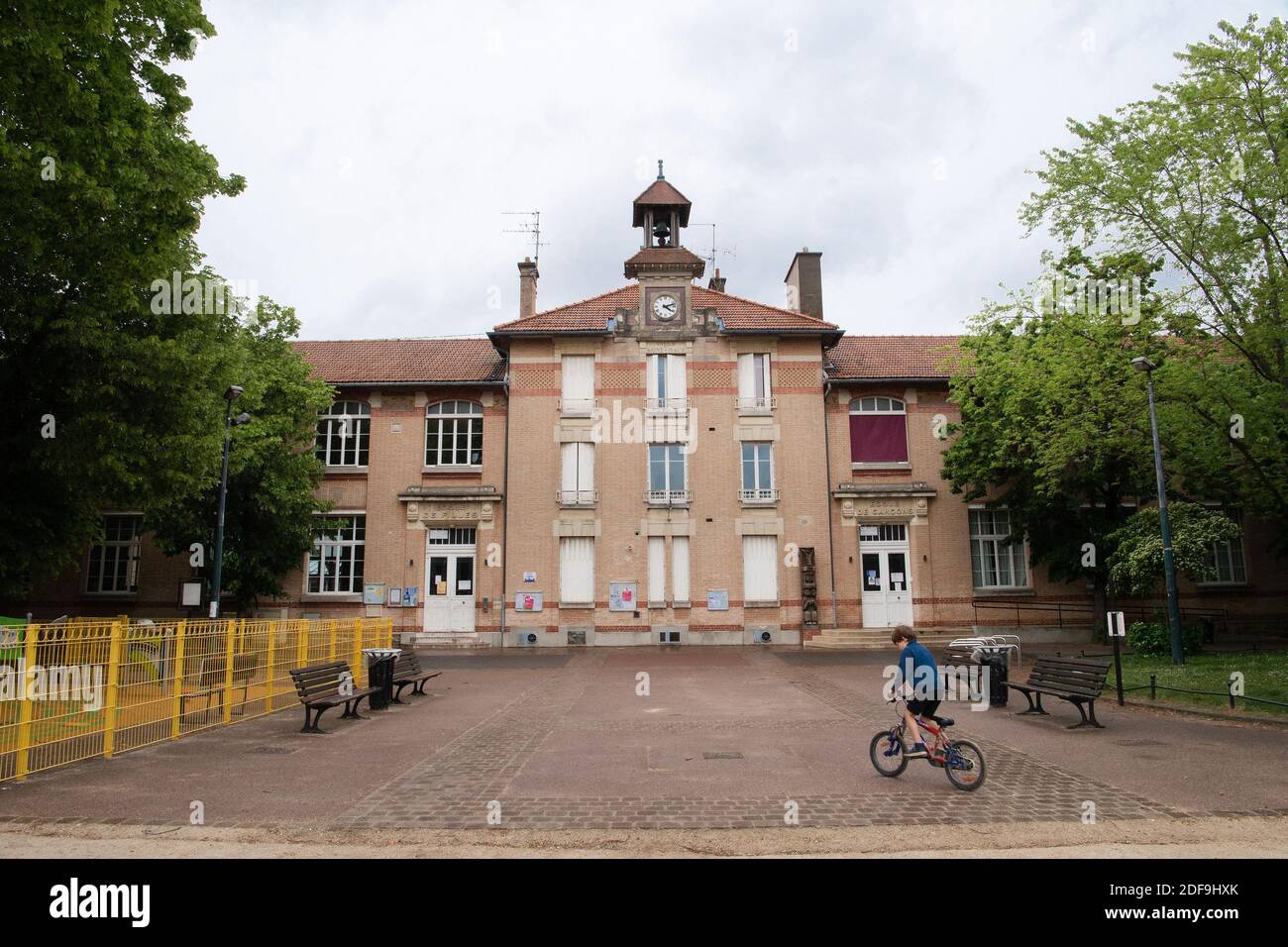 Vue générale d'une école primaire, le 29 avril 2020 à la Varenne Saint Hilaire, France. Photo de David Niviere/ABACAPRESS.COM Banque D'Images