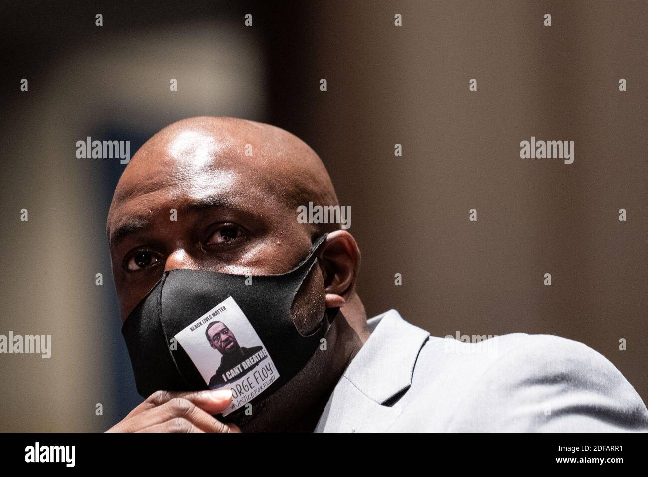 Philonise Floyd, le frère de George Floyd, assiste à une réunion de la Commission judiciaire de la Chambre à l'occasion d'une audience sur la responsabilité de la police à Capitol Hill, Washington, DC, le 10 juin 2020. Photo par Erin Schaff/Pool/ABACAPRESS.COM Banque D'Images