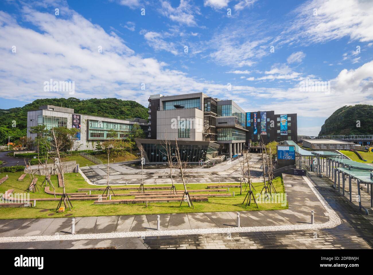 25 novembre 2020 : le Musée national des sciences et technologies marines (NMST), ouvert le 30 décembre 2013, est situé dans la péninsule de Badouzi et de Wang Banque D'Images