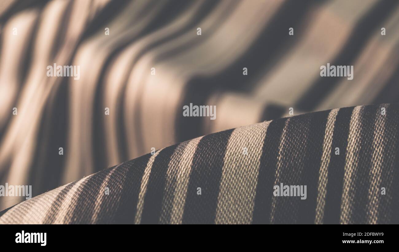 Tissu vintage aux courbes et texture des lignes pour un arrière-plan Banque D'Images