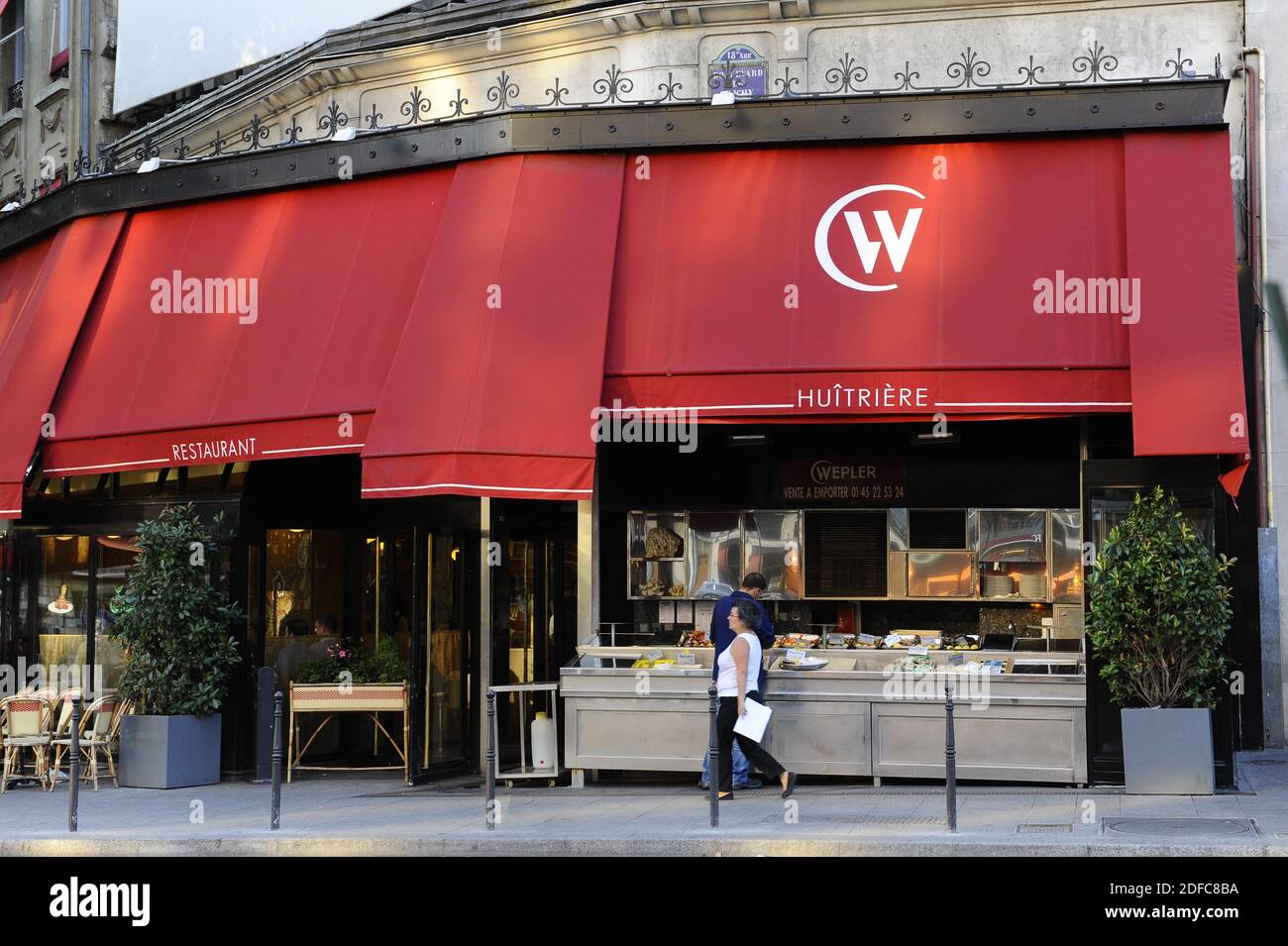 France, Paris, place Clichy Banque D'Images