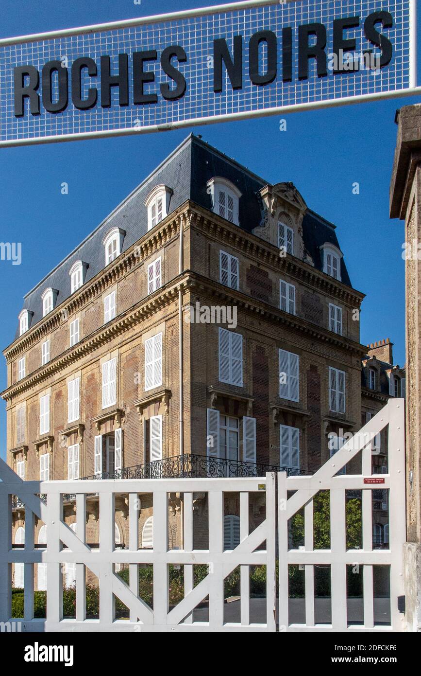 HÔTEL LES ROCHES NOIRES OÙ MARGUERITE DURAS, CLAUDE MONET, MARCEL PROUST SÉJOURNA, TROUVILLE-SUR-MER, NORMANDIE, FRANCE Banque D'Images