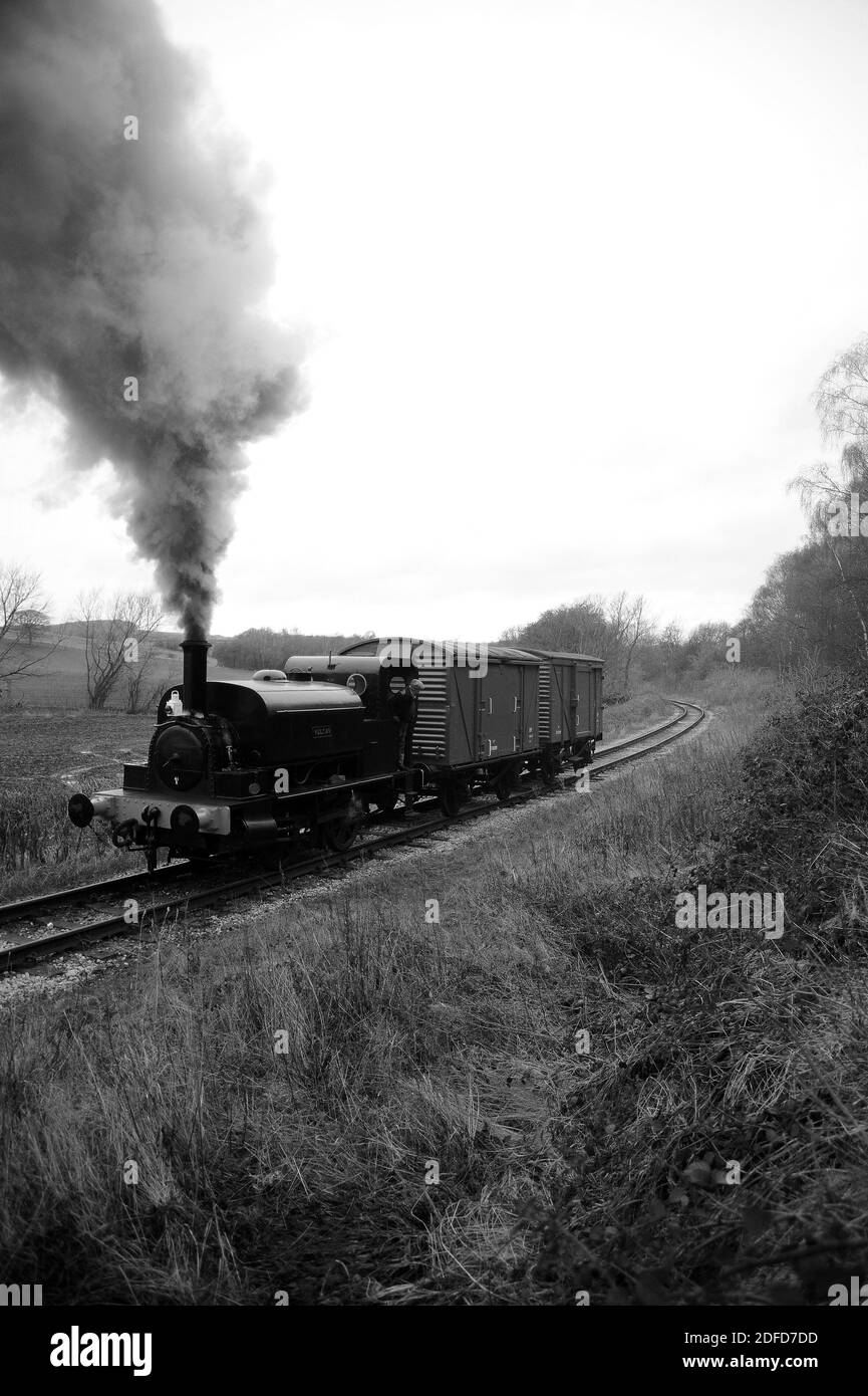 « Vulcan » et deux fourgonnettes couvertes sur la branche de Springwell. Banque D'Images