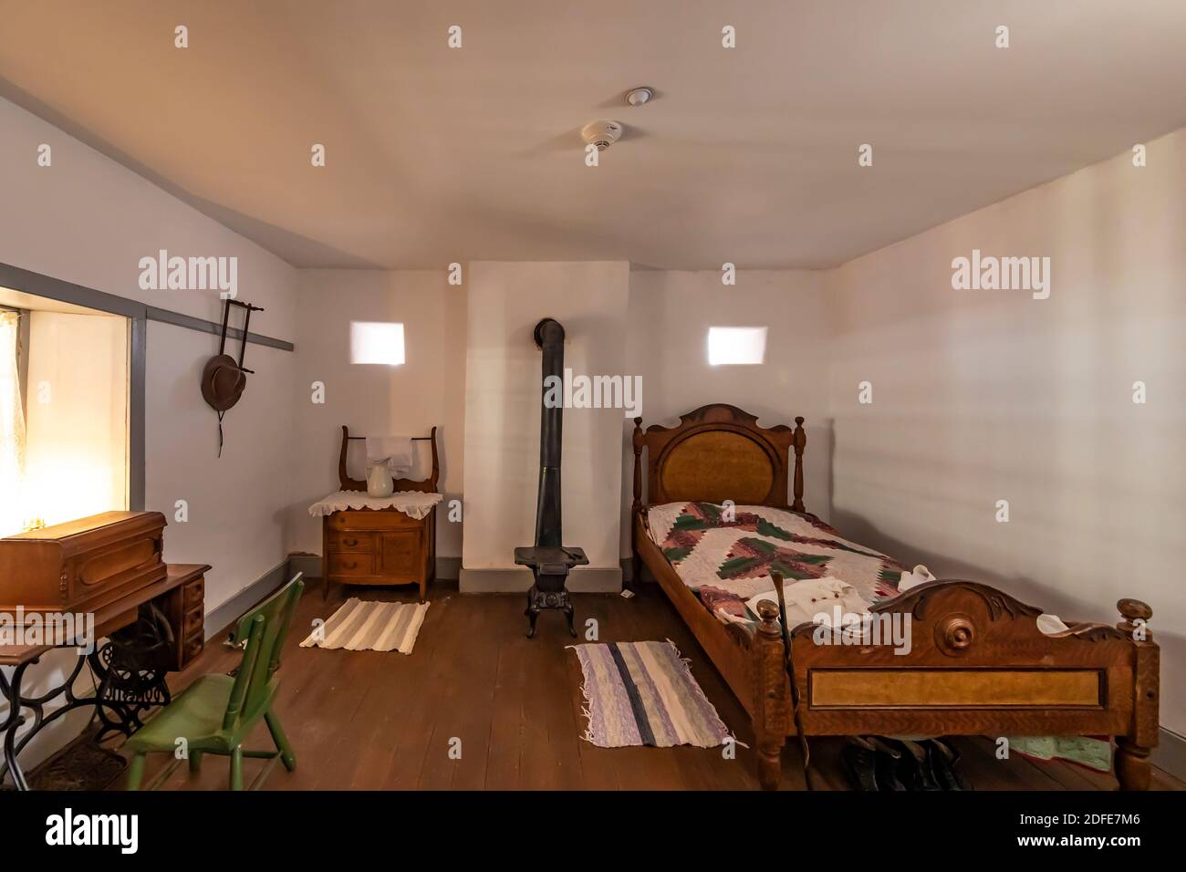 Chambres intérieures du château de Winsor dans le monument national de Pipe Spring, Arizona, États-Unis Banque D'Images