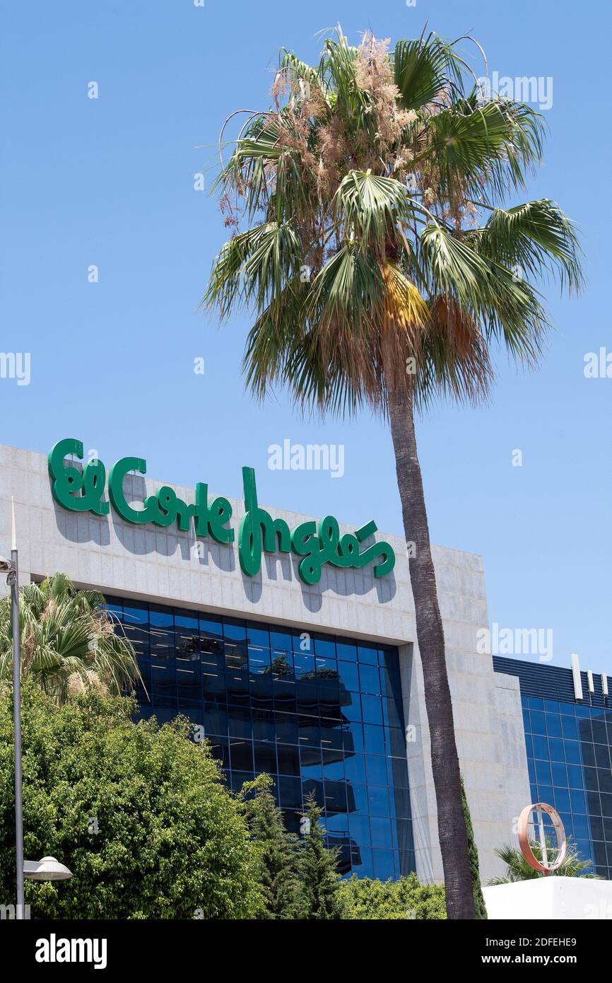 Un panneau de boutique d'El Corte Ingles, le 7 juillet 2020 à Marbella, Espagne. Photo de David Niviere/ABACAPRESS.COM Banque D'Images