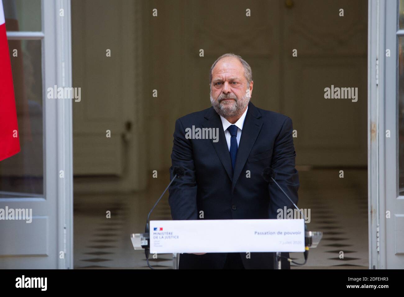 Eric Dupond-Moretti, récemment nommé ministre français de la Justice, prononce un discours lors de la cérémonie de passation de pouvoir au ministère français de la Justice à Paris, le 7 juillet 2020, à la suite du remaniement du cabinet français. Photo de Raphael Lafargue/ABACAPRESS.COM Banque D'Images