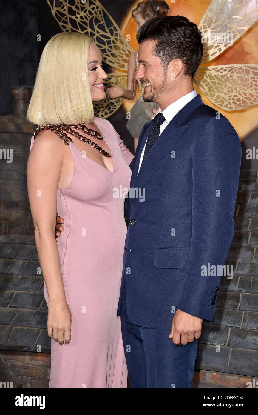 Photo du dossier datée du 21 août 2019 de Katy Perry et Orlando Bloom  assistent à la première de la « Carnival Row » d'Amazon à Los Angeles, CA,  États-Unis. Katy Perry