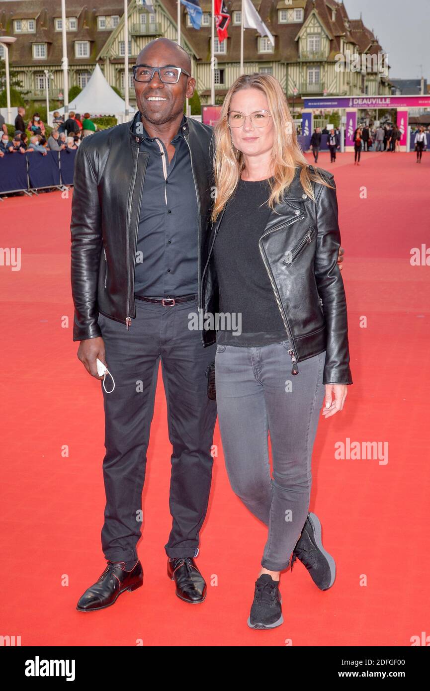 Lucien Jean Baptiste et épouse Aurelie Nollet assistant à la projection du  film ADN lors du 46e Festival du film américain de Deauville à Deauville,  France, le 11 septembre 2020. Photo de