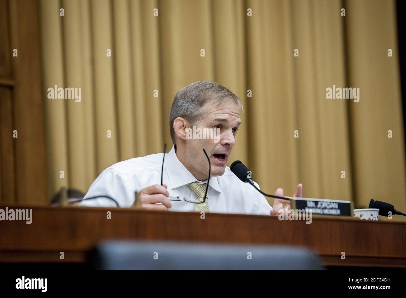 Le représentant des États-Unis, Jim Jordan (républicain de l'Ohio), fait des remarques au comité lors d'une audience de la Commission de la magistrature de la Chambre sur la diversité en Amérique : la représentation des personnes de couleur dans les médias dans le Rayburn House Office Building à Capitol Hill à Washington, DC, USA, le jeudi 24 septembre 2020. Photo de Rod Lamkey/CNP/ABACAPRESS.COM Banque D'Images