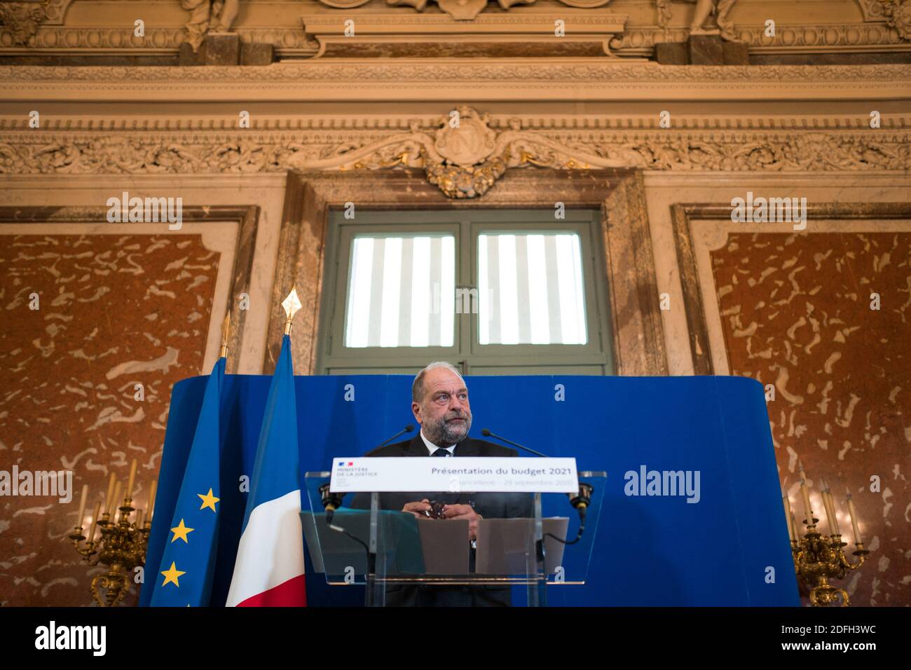 Le ministre français de la Justice, Eric Dupond-Moretti, parle lors d'une conférence de presse de la présentation du budget 2021 du ministre de la Justice, à Paris, en France, le 29 septembre 2020. Photo de Julie Sebadelha/ABACAPRESS.COM Banque D'Images
