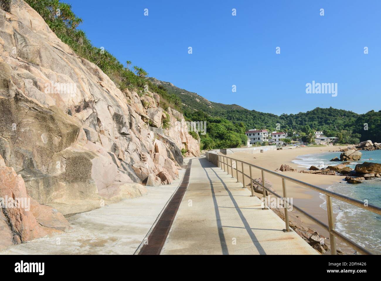 La belle plage de Shek Pai WAN sur l'île de Lamma à Hong Kong. Banque D'Images