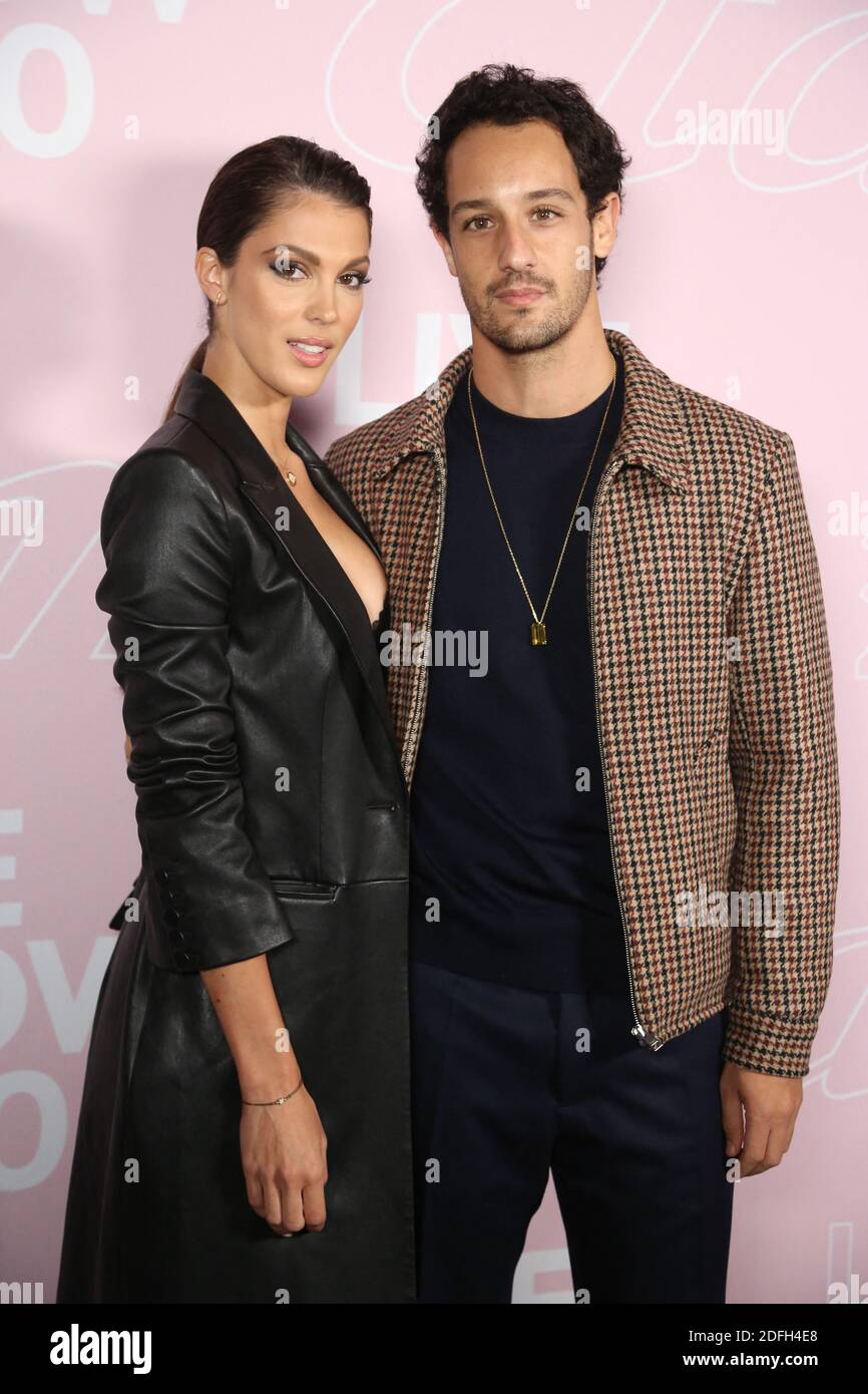 iris mittenaere et son petit ami diego el glaoui participent au salon de photographie d etam live 2020 lors de la semaine de la mode a paris en france le 29 septembre 2020