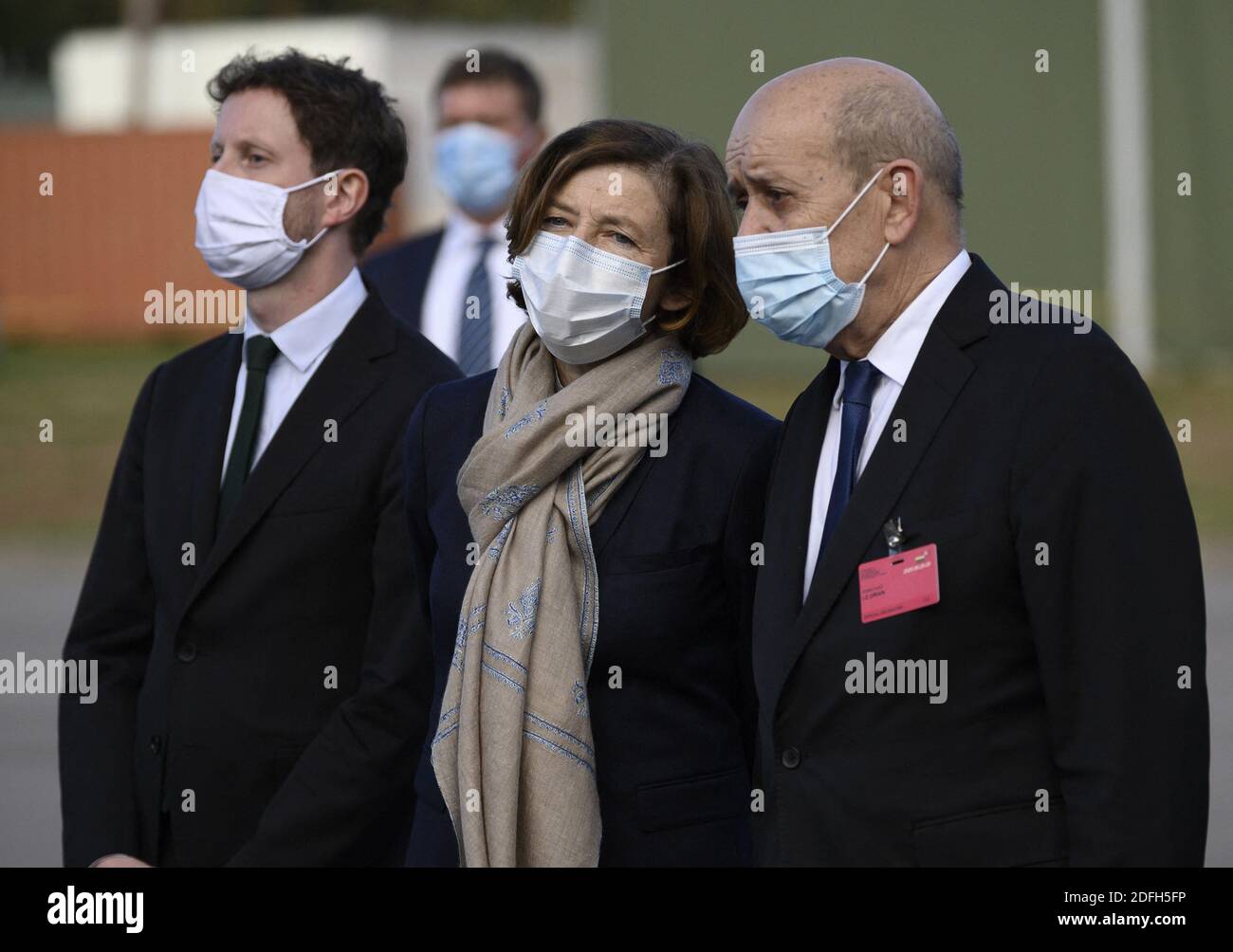 Le ministre français Jean Yves le Drian et le ministre français de l'armée Florence Parly visitent des soldats qui servent dans le groupe de combat du bataillon de la présence avancée renforcée (PFE) de l'OTAN à Rukla, en Lituanie, le 29 septembre 2020. Photo par Eliot Blondt/ABACAPRESS.COM Banque D'Images