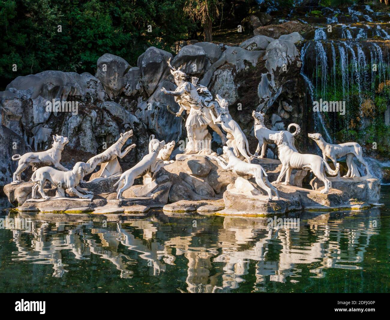 Détail de la fontaine Diana et Actaeon aux pieds de la Grande cascade, Palais Royal de Caserta, Italie Banque D'Images