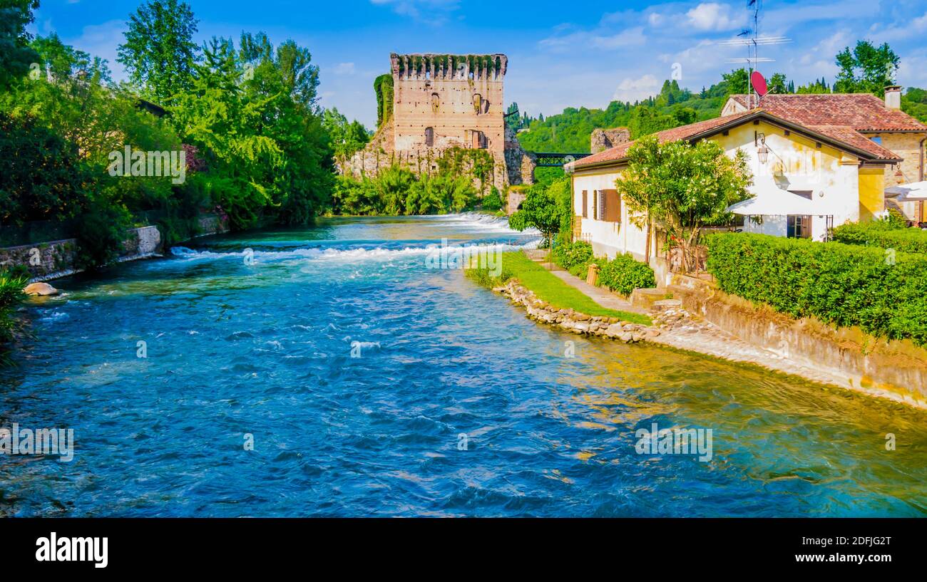 Borghetto sul mincio Banque de photographies et d’images à haute ...