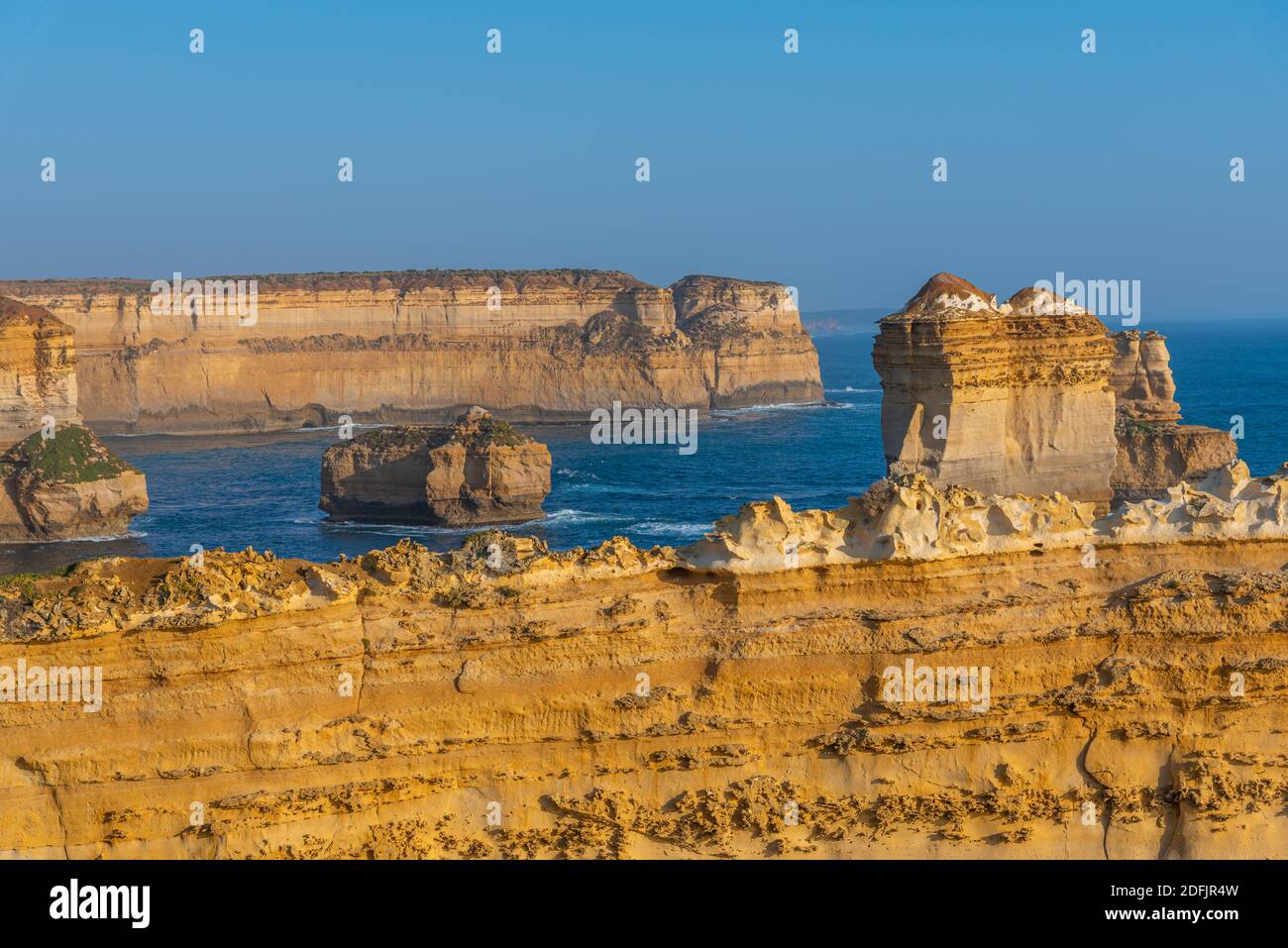 Formation rocheuse de Razorback au parc national de Port Campbell en Australie Banque D'Images