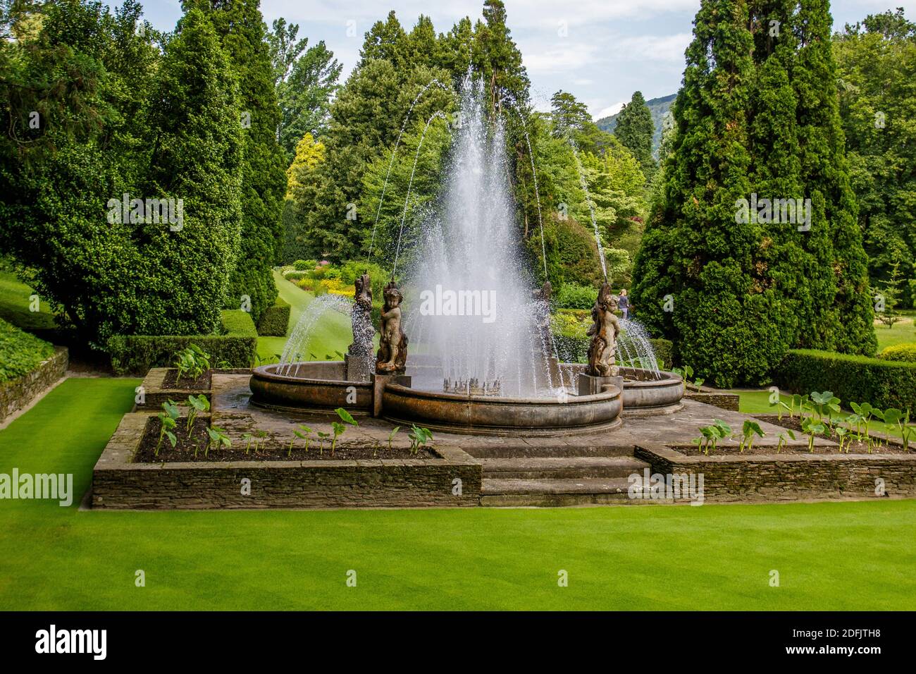 Wasserspiele dans den Gärten der Villa Taranto, Lago Maggiore, Piemont, Italie Banque D'Images