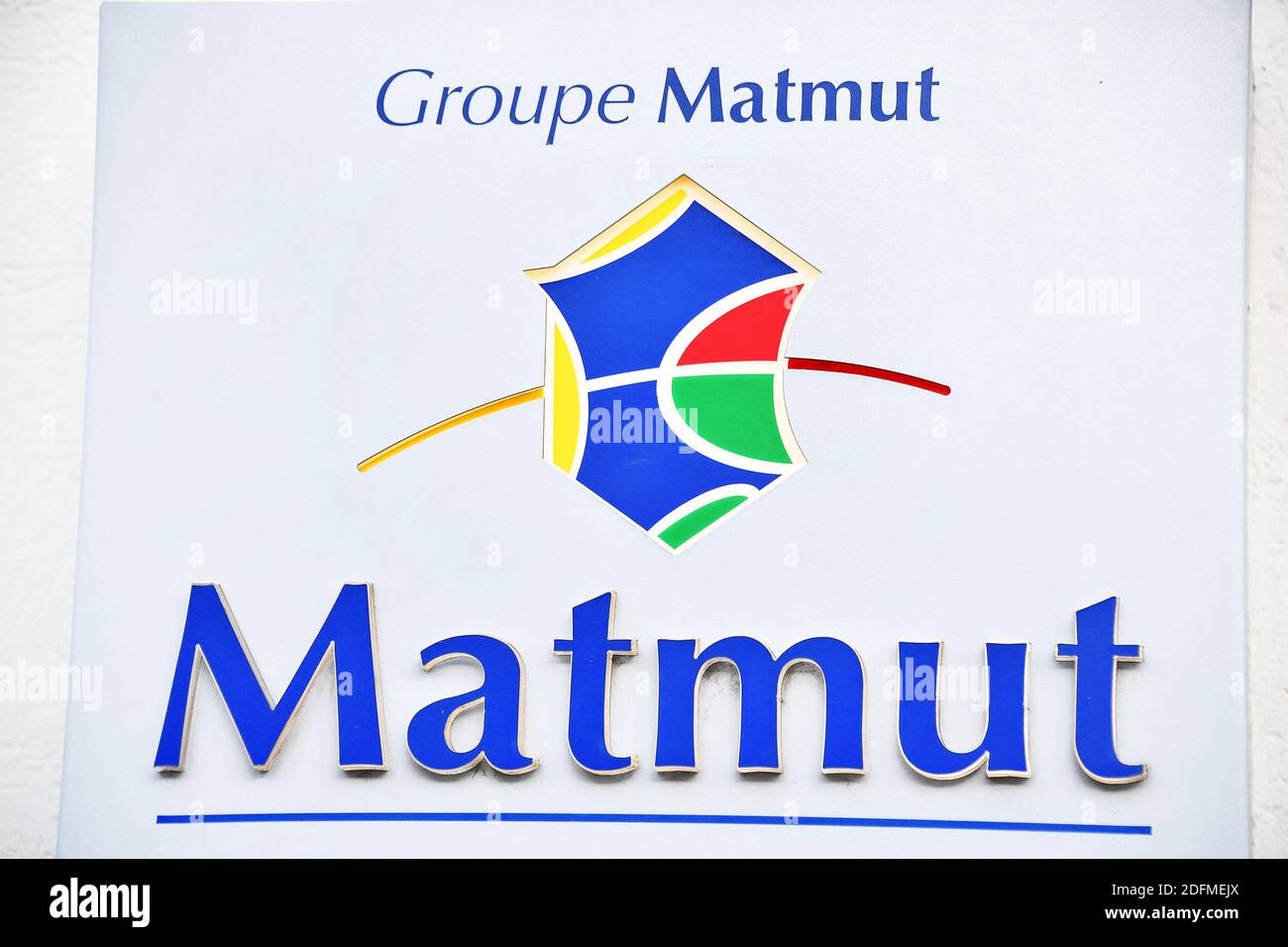 Un panneau de magasin de Matmut assurance, le 14 novembre 2020 à Paris, FRANCE. Photo de David Niviere/ABACAPRESS.COM Banque D'Images