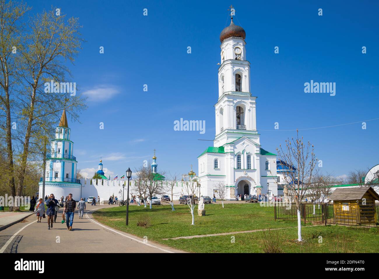 KAZAN, RUSSIE - 02 MAI 2016 : journée ensoleillée de mai au monastère de Raifsky Bogoroditsky Banque D'Images