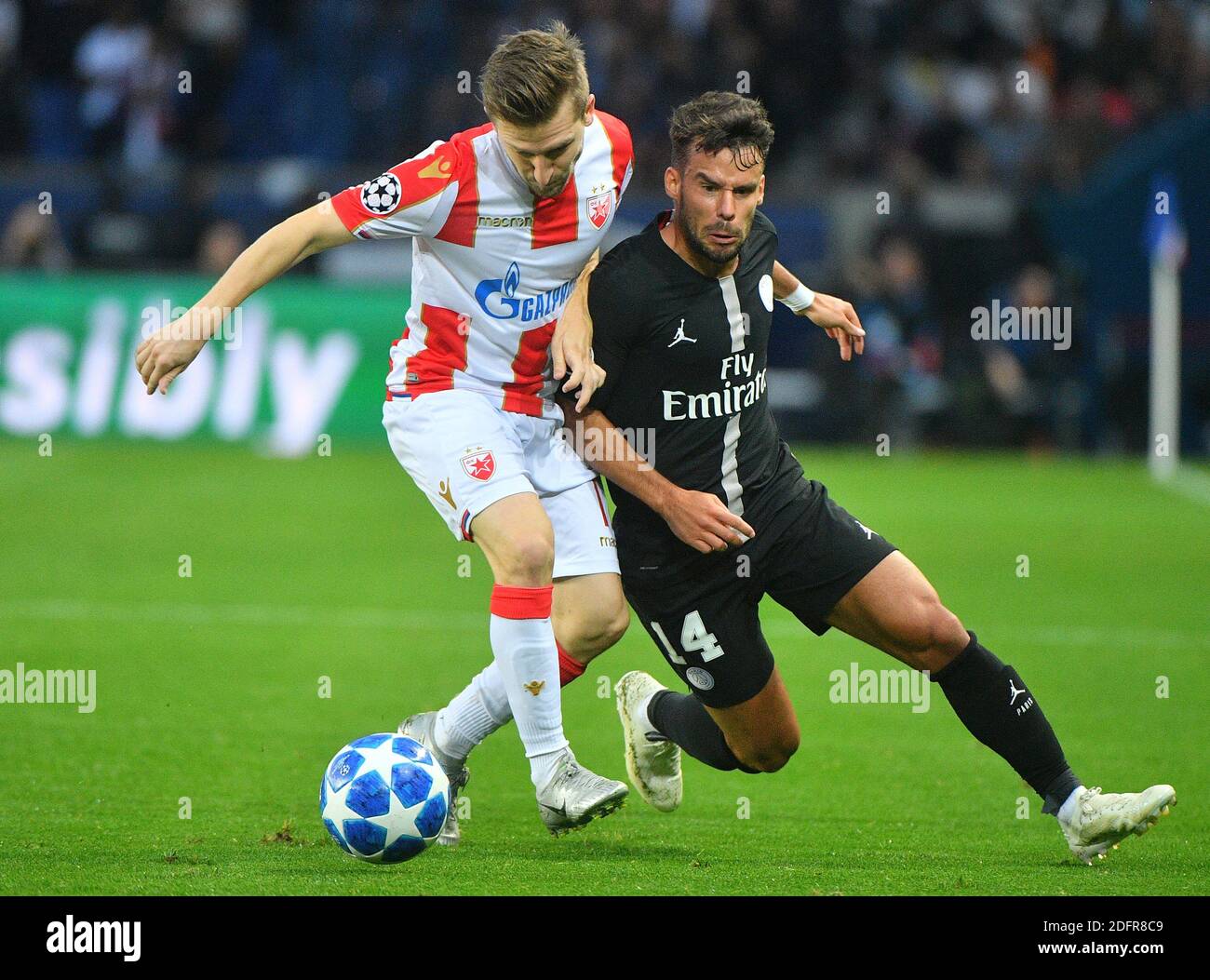 Julian Bernat de Paris Saint-Germain lors du match de football de la Ligue des champions de l'UEFA Paris Saint Germain (PSG) contre Red Star Belgrade au stade du Parc des Princes à Paris, France, le 3 octobre 2018. Photo de Christian Liewig/ABACAPRESS.COM Banque D'Images