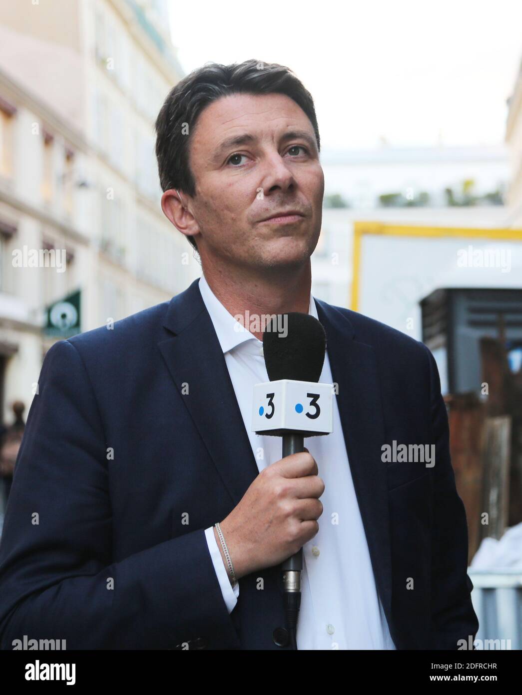 Le porte-parole du gouvernement français, Benjamin Griveaux, et candidat aux élections municipales, faisant une interview pour la chaîne de télévision France 3, le 3 octobre 2018 à Paris, France. Photo de Somer/ABACAPRESS.COM Banque D'Images