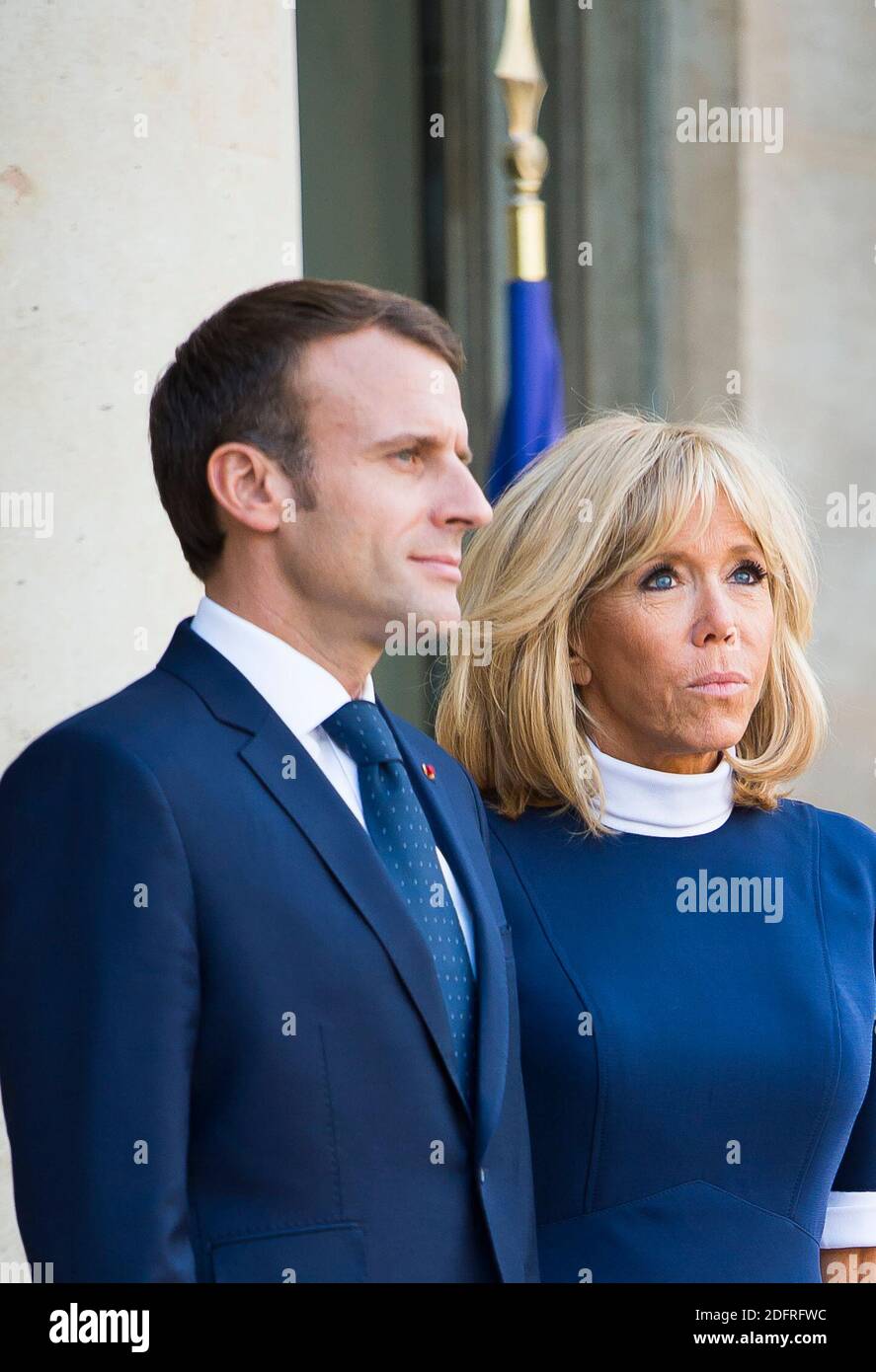 Le président français Emmanuel Macron et sa femme Brigitte Macron assistent à la conférence Elysee Palace le 8 octobre 2018 . Photo par ELIOT BLONDT/ABACAPRESS.COM Banque D'Images