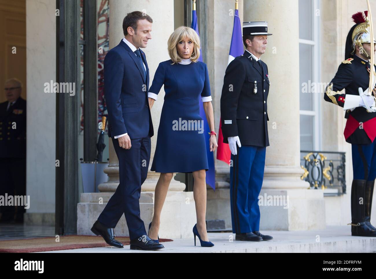 Le président français Emmanuel Macron et sa femme Brigitte Macron assistent à l'Elysee Palace le 8 octobre 2018 . Photo par ELIOT BLONDT/ABACAPRESS.COM Banque D'Images