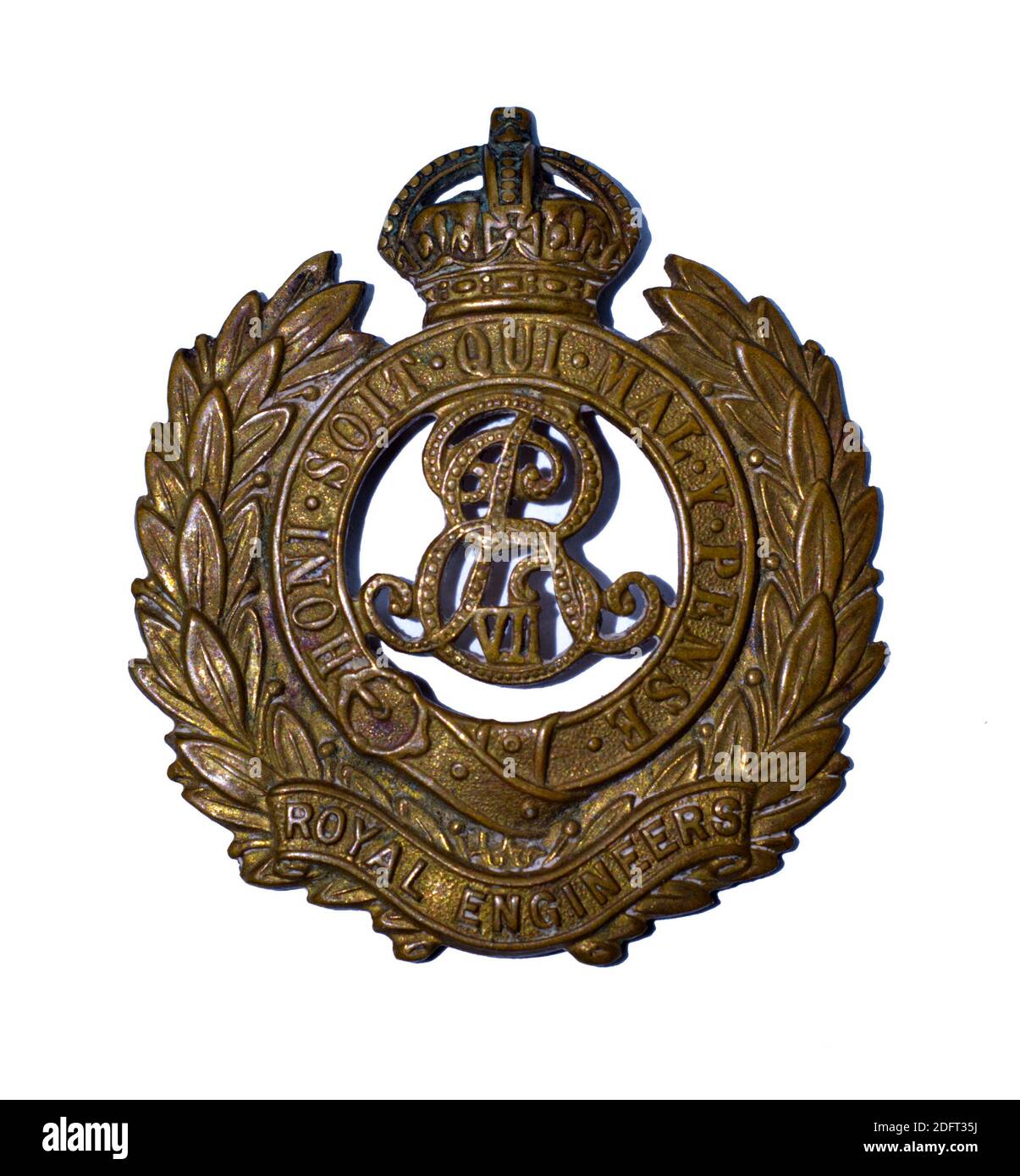 Un insigne de chapeau des Royal Engineers c. 1901 - 1910. Banque D'Images